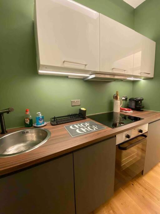 Interior Designed Flat Near Kew Botanical Gardens Apartment London Exterior photo